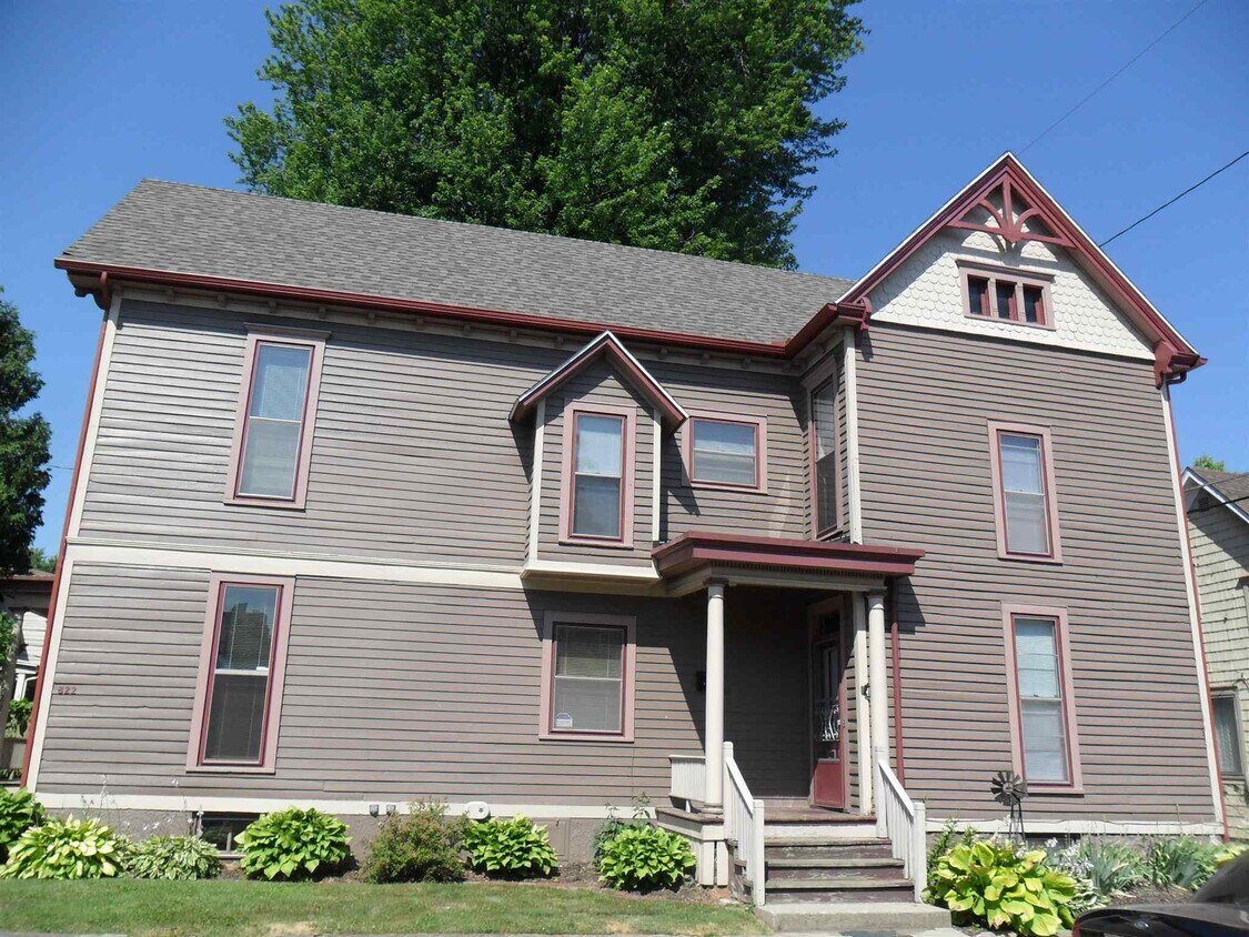 Primary Photo - 820 Union St