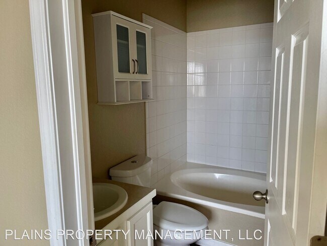 Building Photo - 2 br, 2.5 bath House - 6925 19th Street Un...
