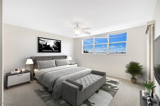 Foto del edificio - 1766 Cape Coral Pkwy E