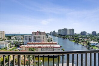 Building Photo - 2017 S Ocean Dr
