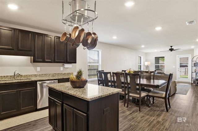 Foto del edificio - 1283 Fairlawn Dr
