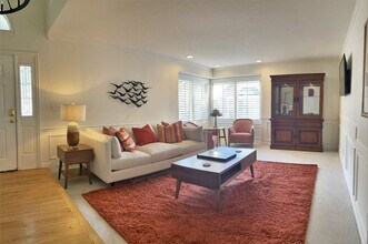 Building Photo - 2009 Sweetbriar Ln