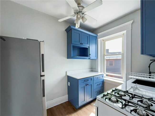 Foto del edificio - 1363 Delaware Ave