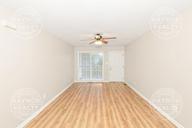Foto del edificio - 2102 W Knox St