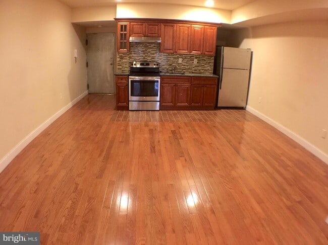 Photo - 1241 Vine St Townhome