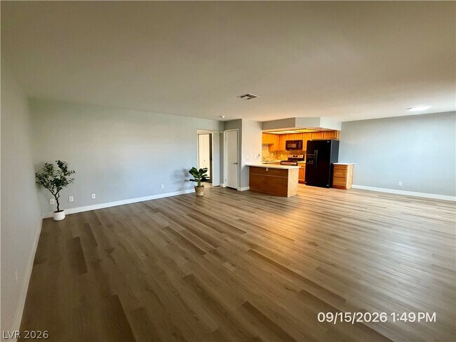 Foto del edificio - 8410 Eldora Ave
