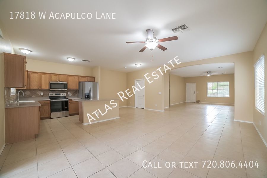 Primary Photo - 6 WEEKS FREE RENT IF MOVED IN BY 3/15!  Be...