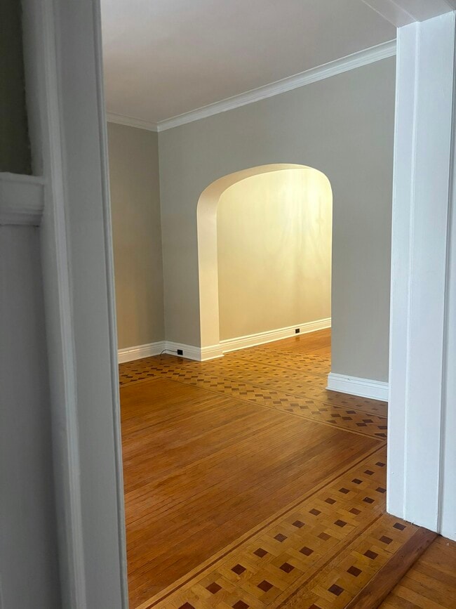 Foto del edificio - 509 Monroe Ave