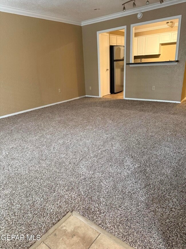 Building Photo - 4433 N Stanton St