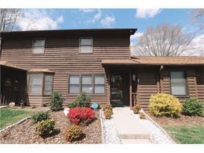 Primary Photo - ***Lower rent limited time!!! *** First fu...