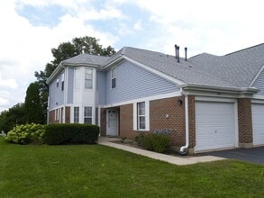 Building Photo - 290 Green Knoll Ln