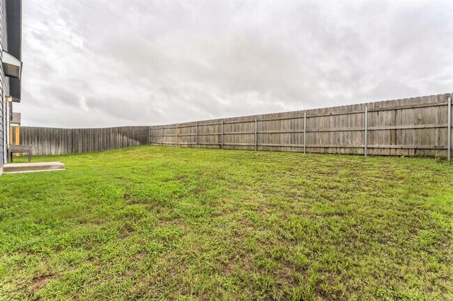 Building Photo - 108 Fighting Seabees Run