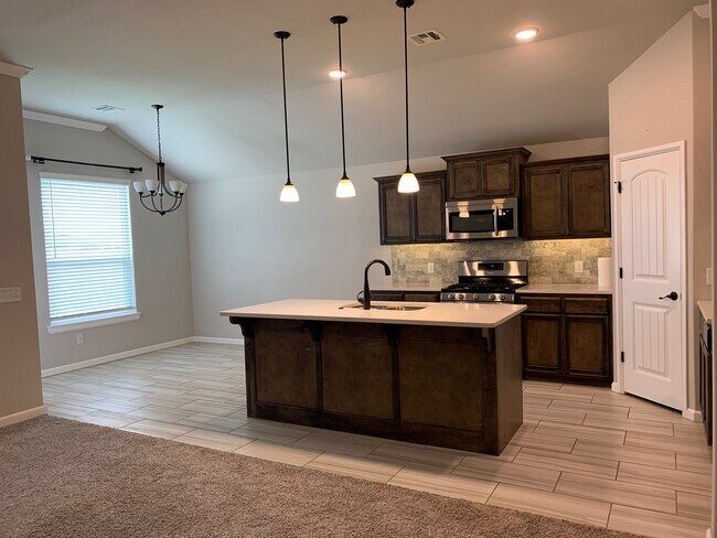 Foto del edificio - 18208 Autumn Grove Dr