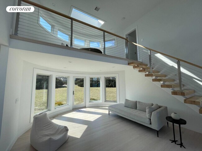 Foto del edificio - 54 Westmoreland Dr