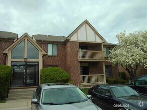 Building Photo - 15765 Balfour Dr