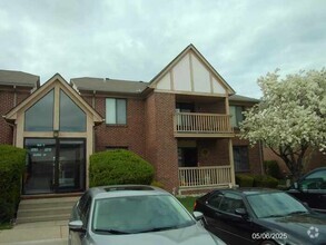 Building Photo - 15765 Balfour Dr