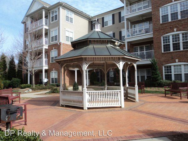 Foto principal - 3120 Margellina Dr