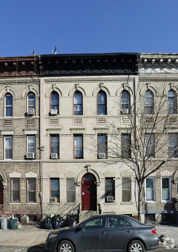 Foto del edificio - 141 Somers St