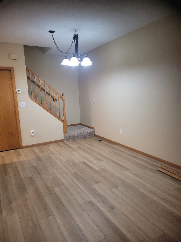 Foto del edificio - 9283 Troon Ct