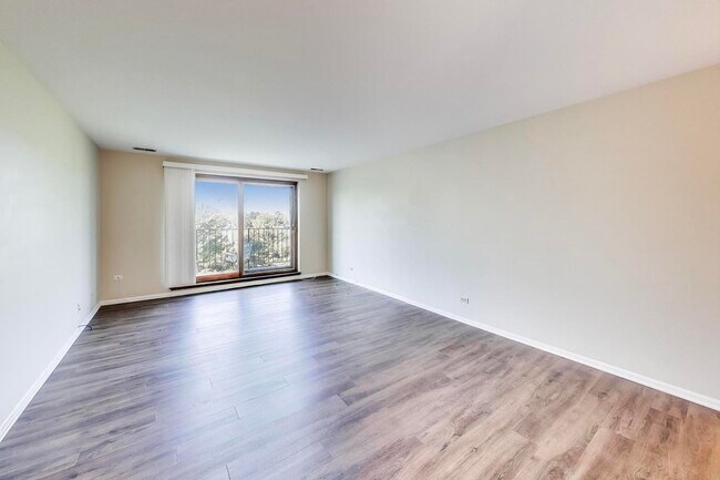 Foto del edificio - 1200 W Northwest Hwy