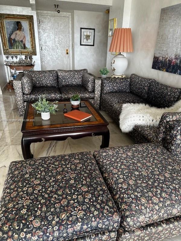 Foto del edificio - 4000 Towerside Terrace