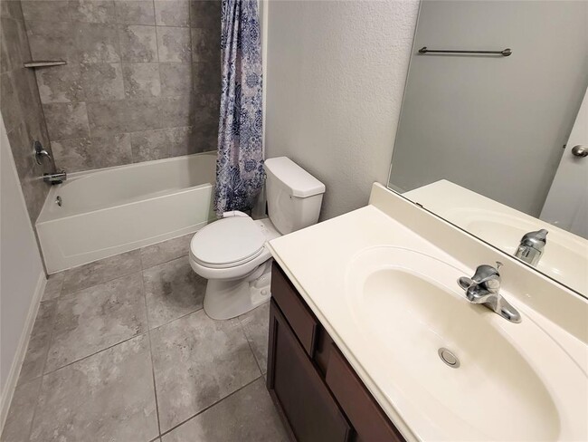 Foto del edificio - 6523 Fiddlewood Thicket Ln