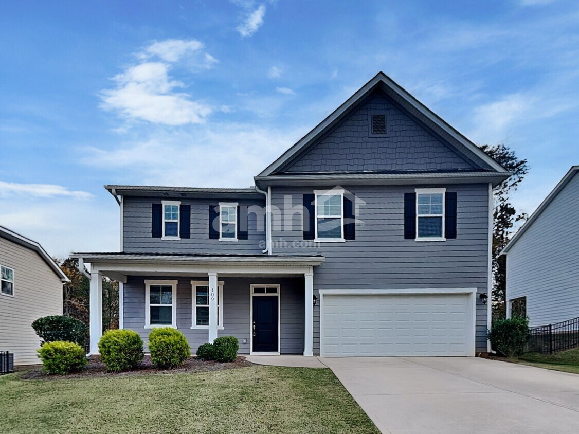 Foto principal - 109 Fairway Dr