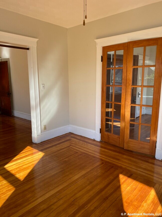 30 Swan St Unit 2, Everett, MA 02149 Condo for Rent in Everett, MA