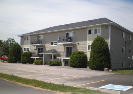 Primary Photo - Lincoln Shire Apartments