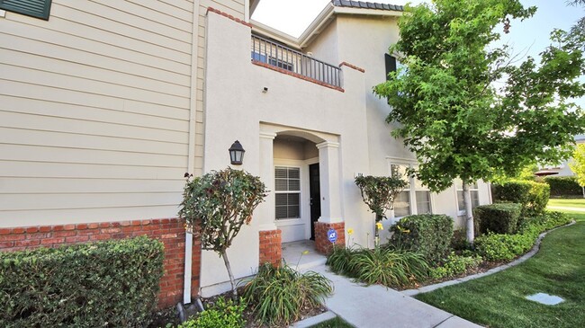 Foto del edificio - Spacious Brighton Community Townhome