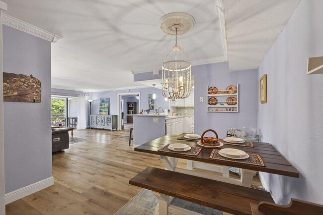 Building Photo - 300 N Hwy A1A