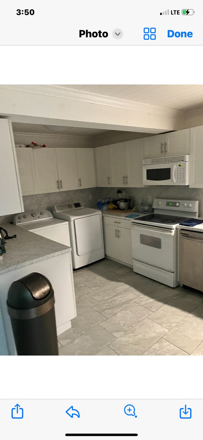 Foto del edificio - 60 NE 46th Ct