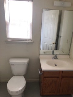 3 baños completos - 103 Spruce St