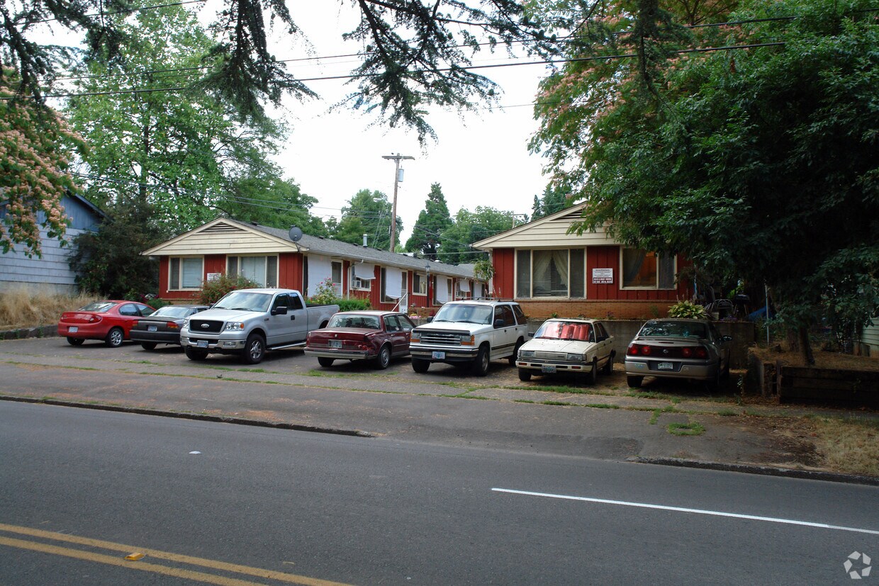 Building Photo - 260-278 Owens St S