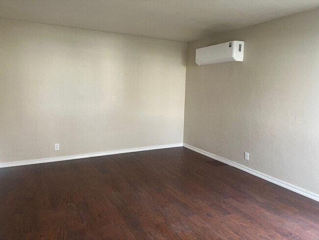 Foto del edificio - Affordable, Adorable Medford Home!!