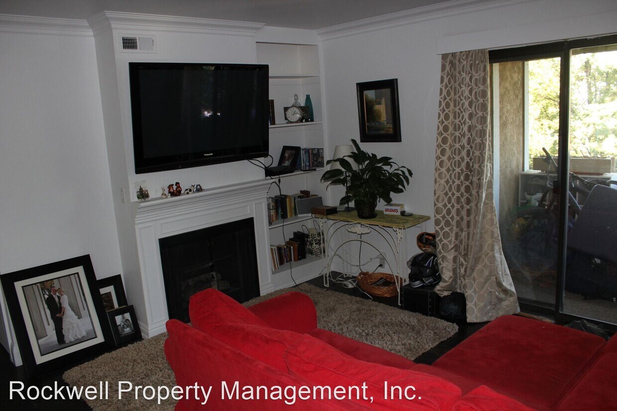 Primary Photo - 1 br, 1 bath House - 7198 S Shadow Ridge D...