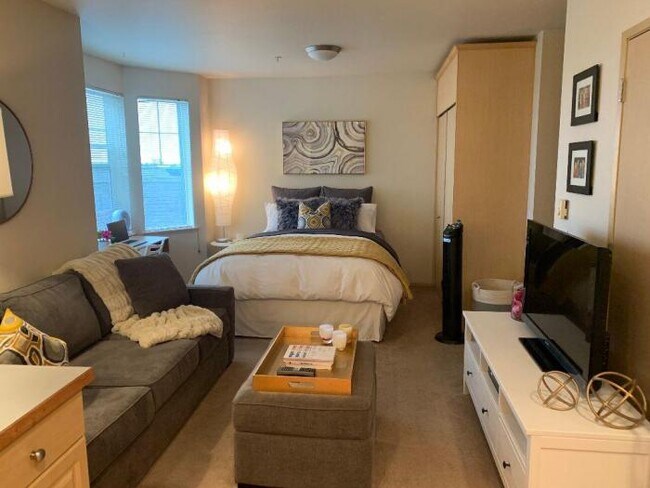 Foto del edificio - 0 bedroom in Seattle WA 98109