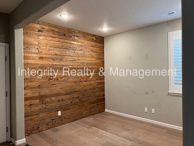 Foto del edificio - 1612 Castle Creek Cir