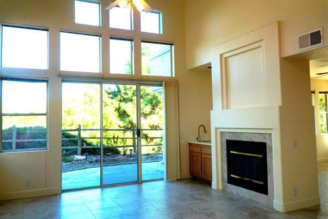 Foto del edificio - 5136 Via Seville