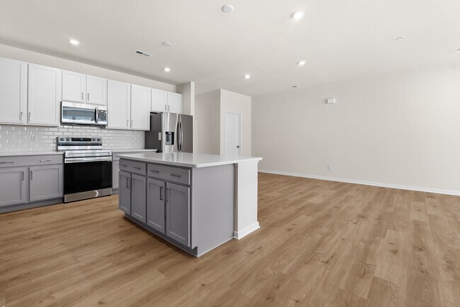 Foto del edificio - 2406 Ownby Ln