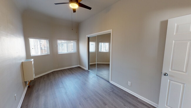 Building Photo - FREE RENT! 1 BED & 1 BATH UNIT AVAILABLE -...