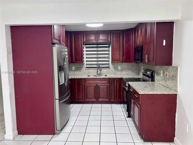 Building Photo - 2925 W 80th St