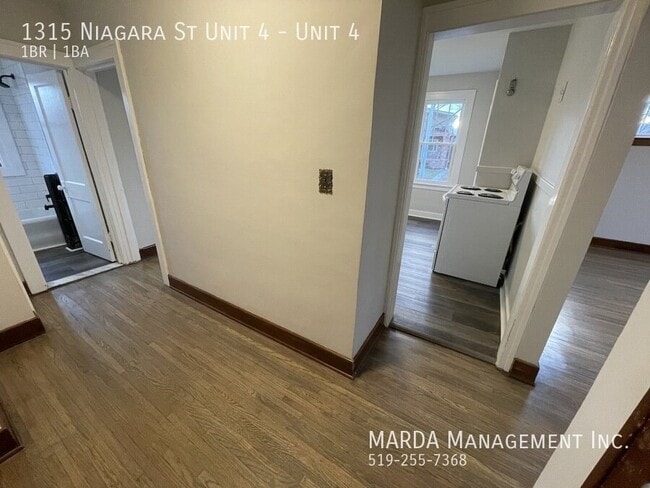 Building Photo - CHARMING 1 BED/1 BATH UNIT IN WALKERVILLE + HYDRO