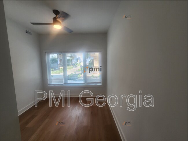 Foto del edificio - 6305 Shannon Pkwy