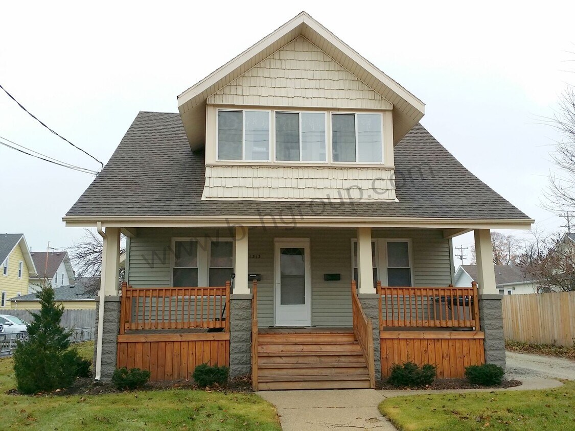 Foto principal - 1313 73rd St