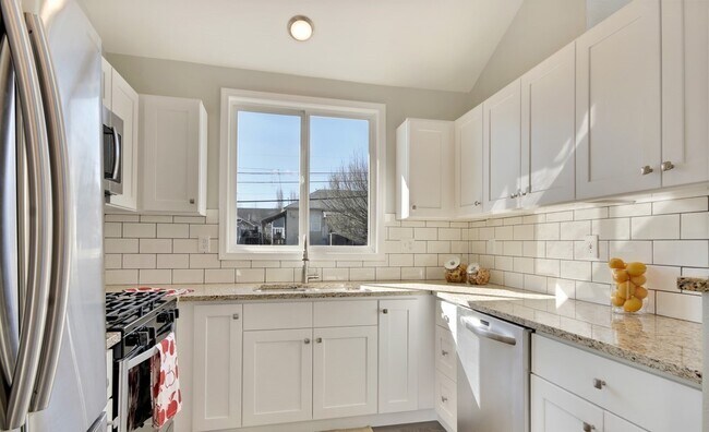 Foto del edificio - 420 S Henderson St