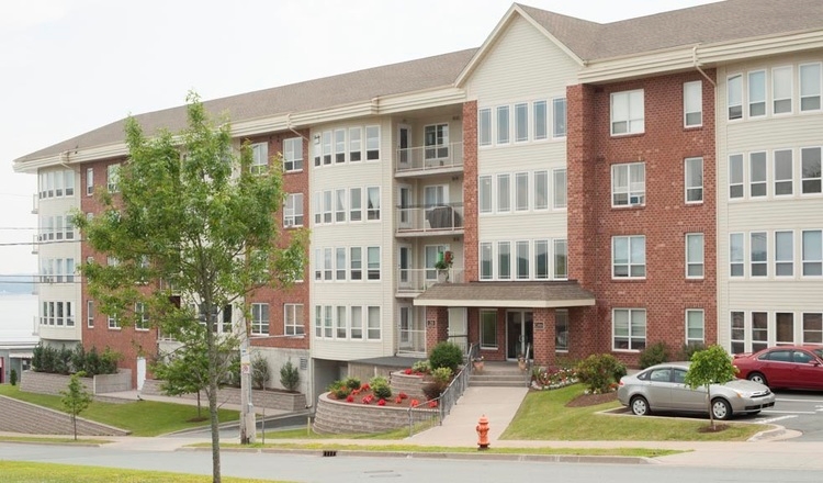 Primary Photo - Carlton Ridge