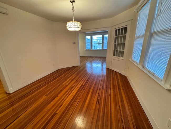 Foto del edificio - 95 Allston St