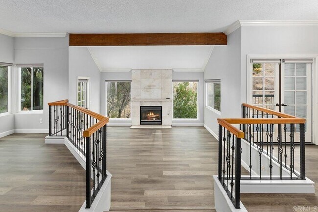 Foto del edificio - Fully Remodeled Gem in Bonita Villas