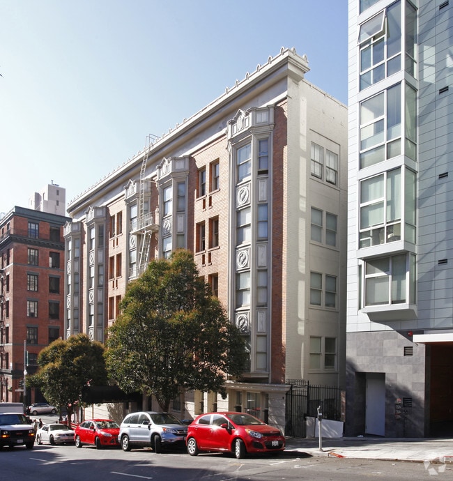 Building Photo - 701 Taylor